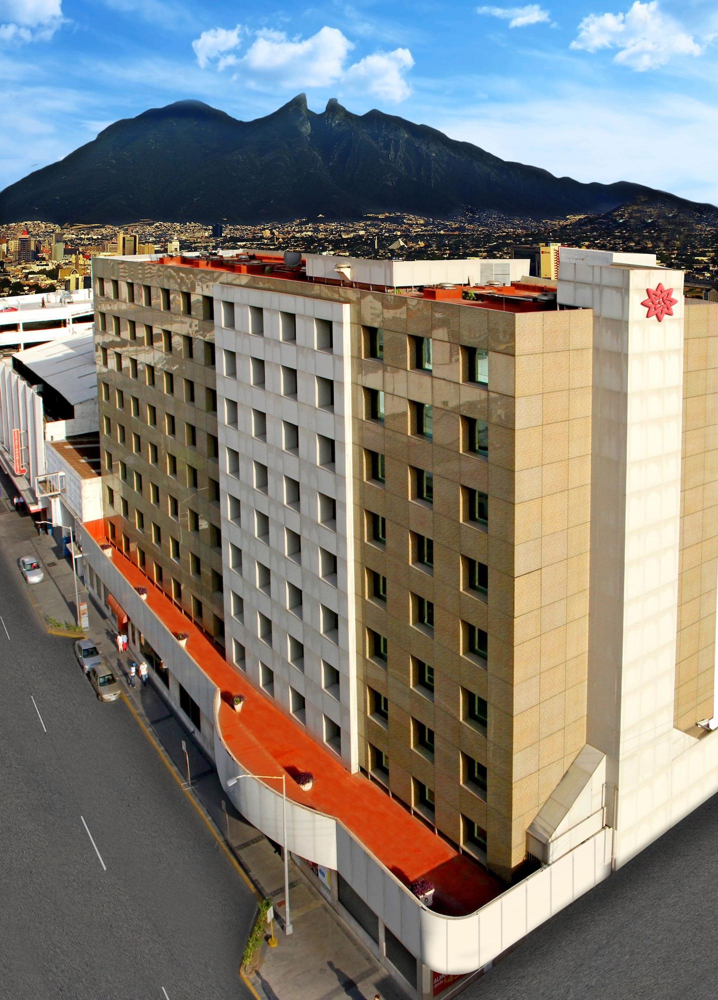 Travohotel Monterrey Historico Kültér fotó